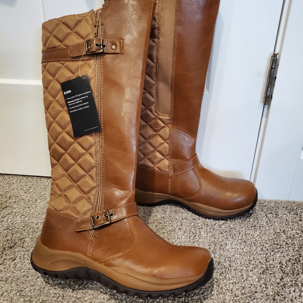 NWT Winter Boots